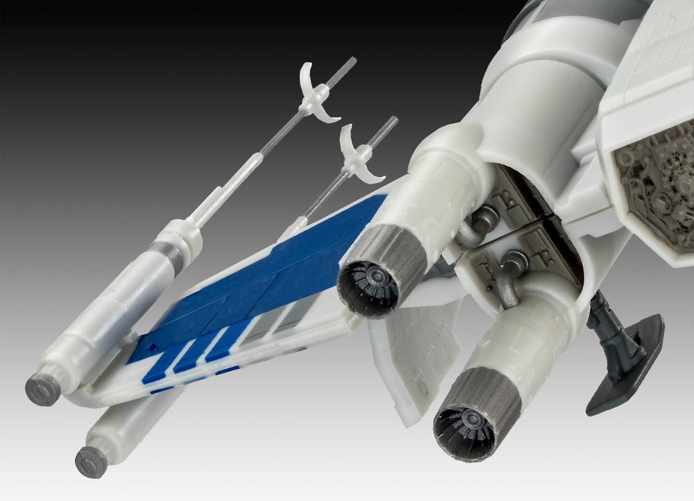 Revell 6744 Resistance X-Wing Fighter 1:50 Model Kit