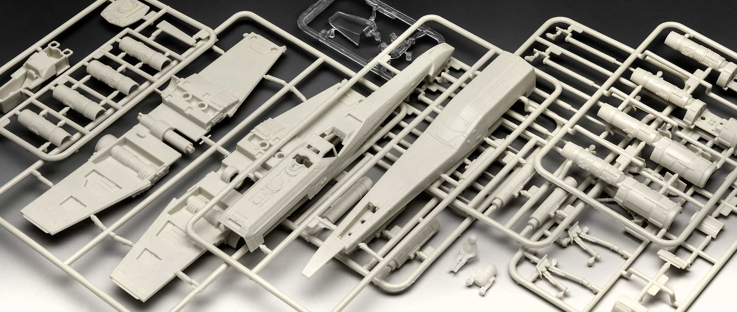 Revell 6790 Carson Teva's X-Wing Fighter: The Mandalorian 1:57 Model Kit