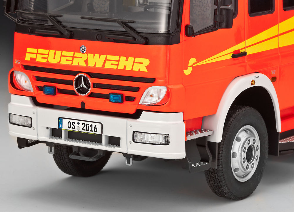 Revell 7404 Schlingmann LF 20/16 Mercedes-Benz Atego1529 1:24 Model Kit
