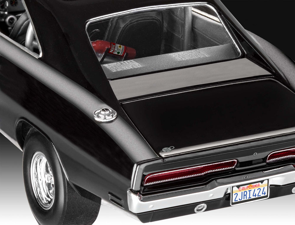 Revell 7693 Dominics 1970 Dodge Charger Fast and Furious 1:25 Model Kit