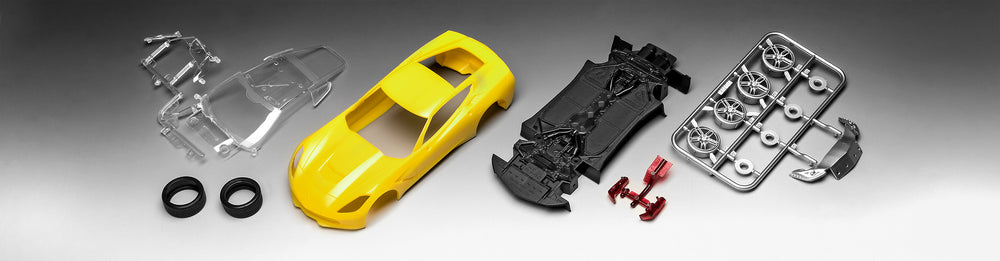 Revell 7825 2014 Corvette Stingray Promotion Box 1:24 Model Kit