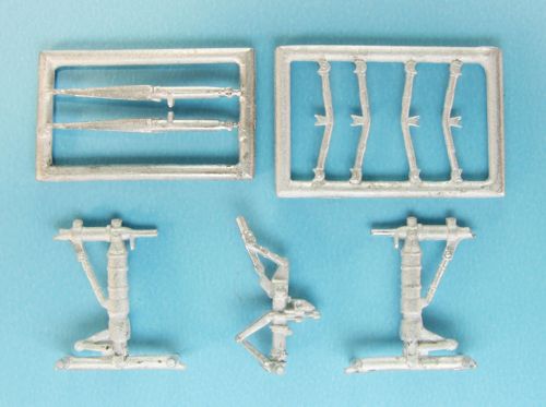 Scale Aircraft Conversions SAC14417 1:144 Boeing KC-135  Metal Landing Gear