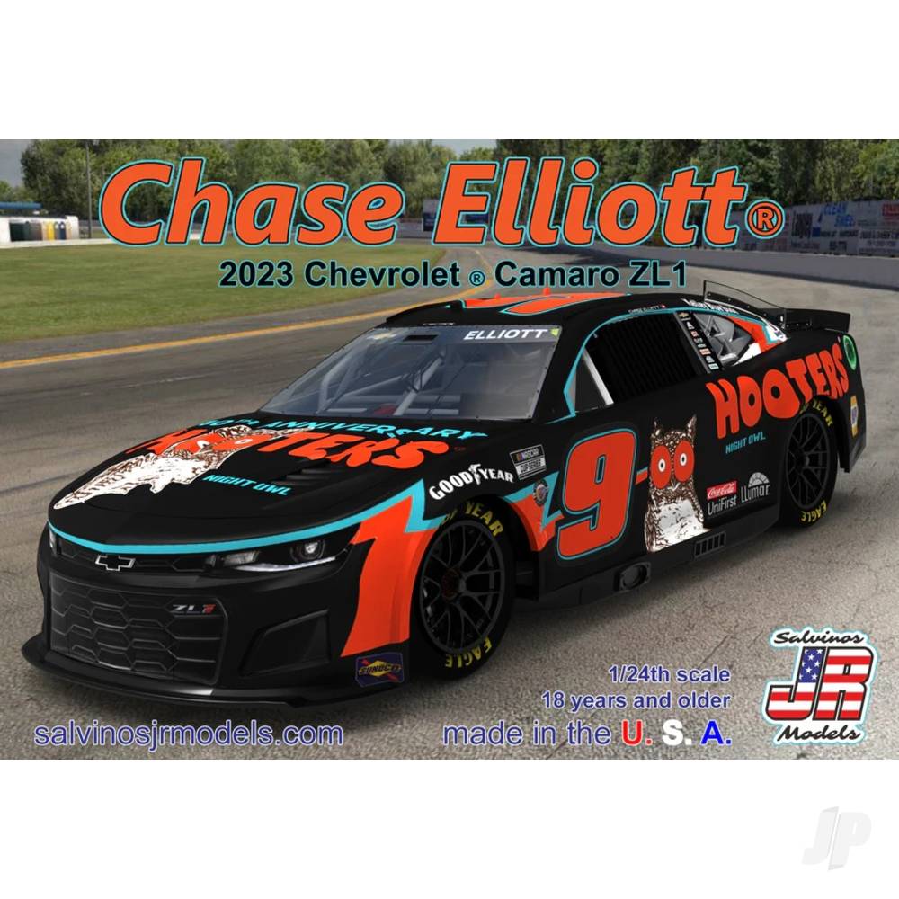 Salvinos JR Hendrick Motorsports Chase Elliott 2023 Camaro Hooters 1:24 Model Kit