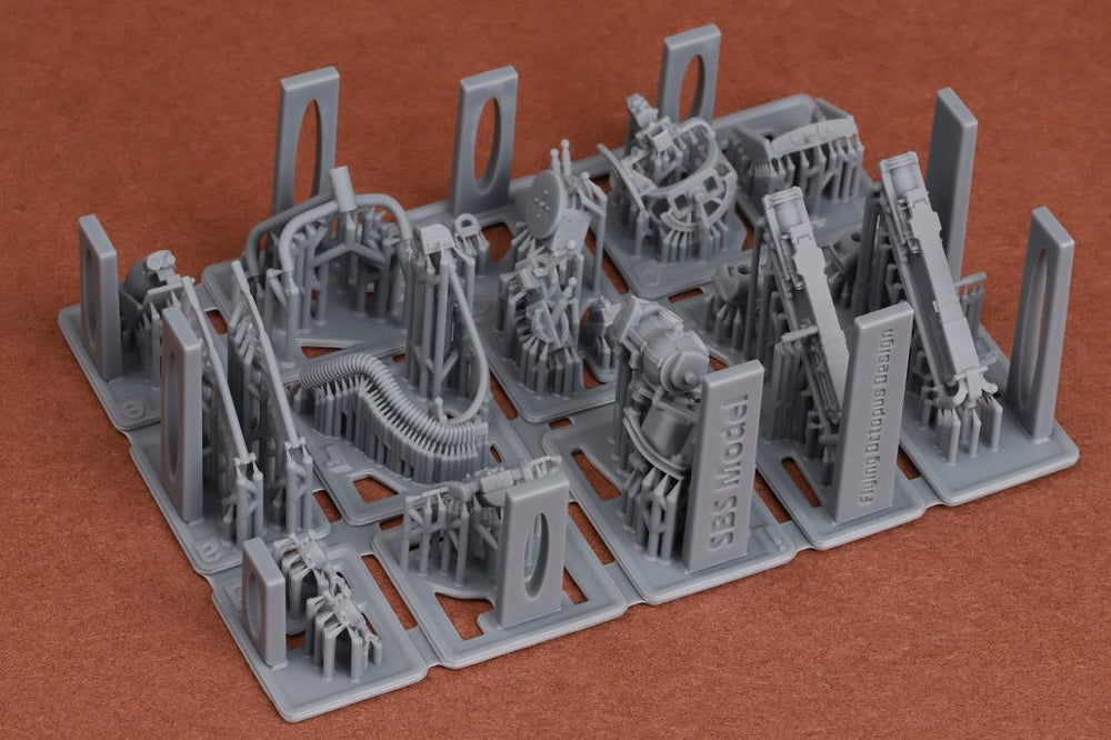 SBS Model SBS32003 1:32 B-17G Bombardier & Chin Turret Set