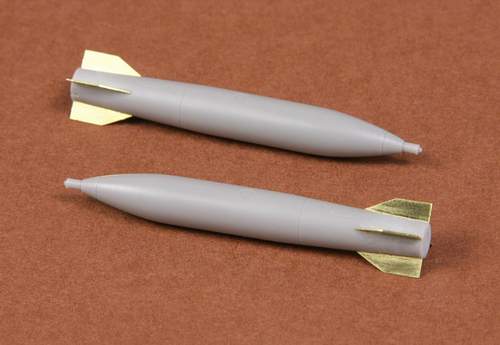 SBS Model SBS48049 1:48 EXPAL BRP-250 Bomb