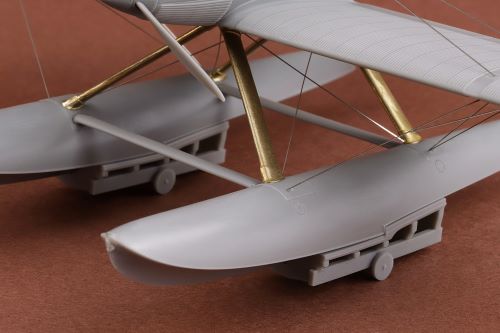 SBS Model SBS48084 1:48 Macchi M.39 beaching gear set