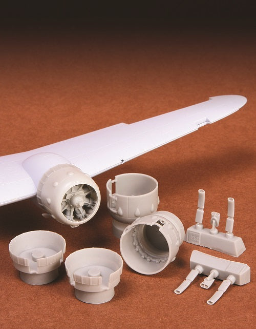 SBS Model SBS72033 1:72 Bristol Blenheim Mk.I/Mk.IV engine cowling + exhaust set