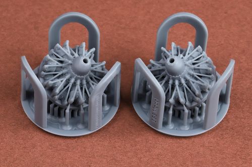 SBS Model SBS72074 1:72 Gnome-Rhone 14N/K engine x 2