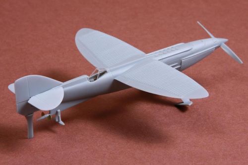 SBS Model SBSK7025 1:72 Piaggio PC-7 full resin kit