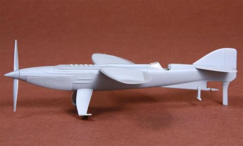 SBS Model SBSK7025 1:72 Piaggio PC-7 full resin kit