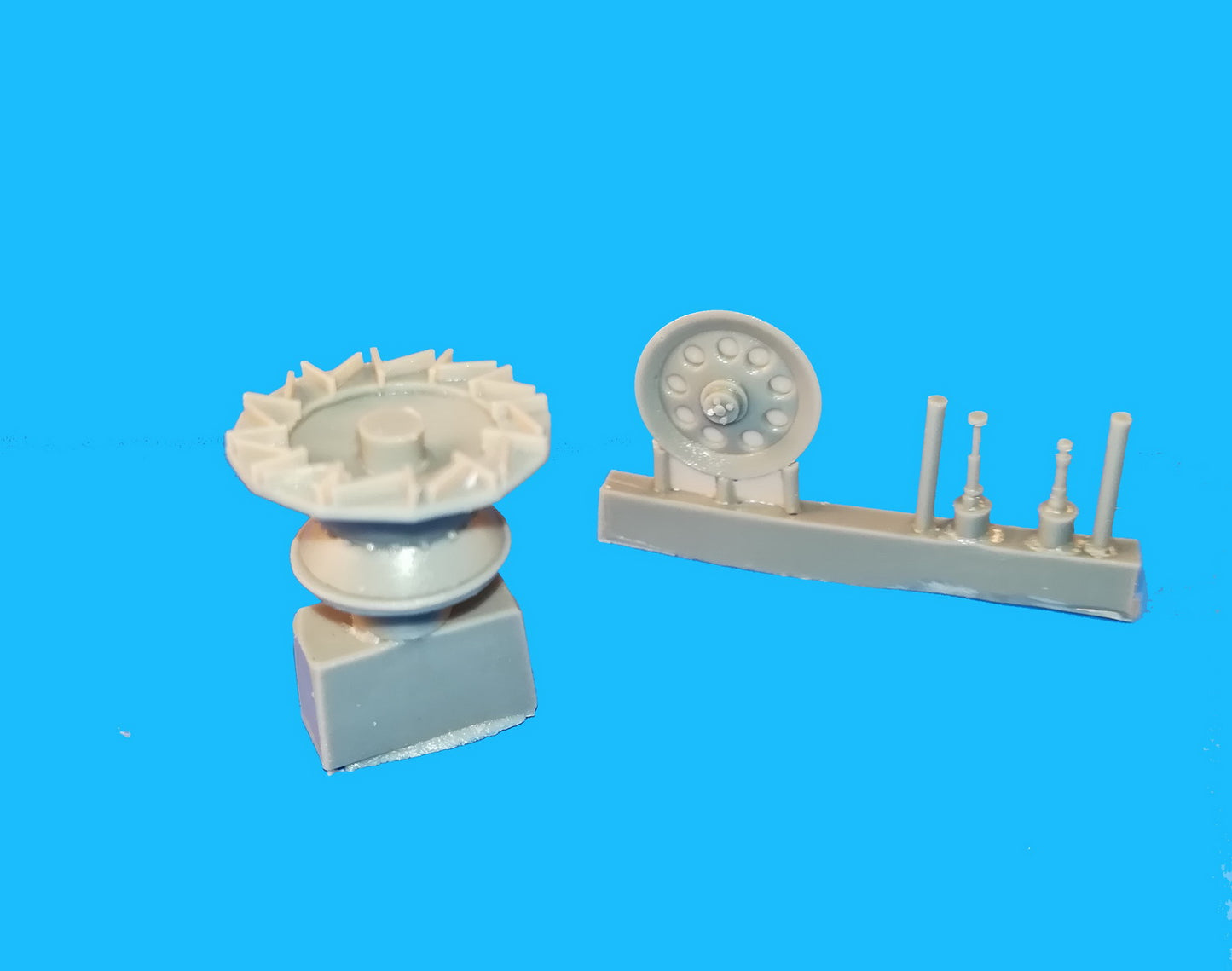 Sun Details SD-R7203 1:72 LET Z-37 Humblebee rotating spreader