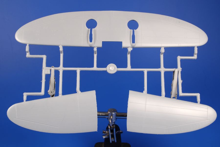 Special Hobby SH48208 1:48 J-20/Heja I 'Reggiane' 2000 Export Birds'