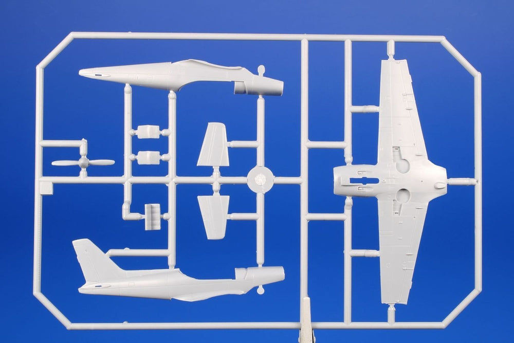 Special Hobby SH72433 1:72 SIAI SF-260EA/D/W Late Canopy