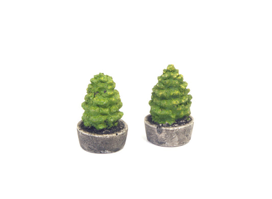 Harburn Hamlet SS312 Two Green Trees in Concrete Planters HO/OO Gauge