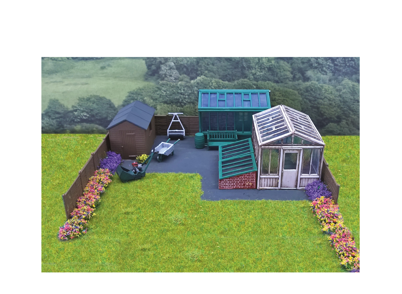 Wills Kits SS92 Garden Buildings and Accessories HO/OO Gauge