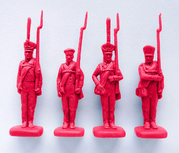 Strelets STR21672 1:72 Russian Infantry Standing Shoulder Arms
