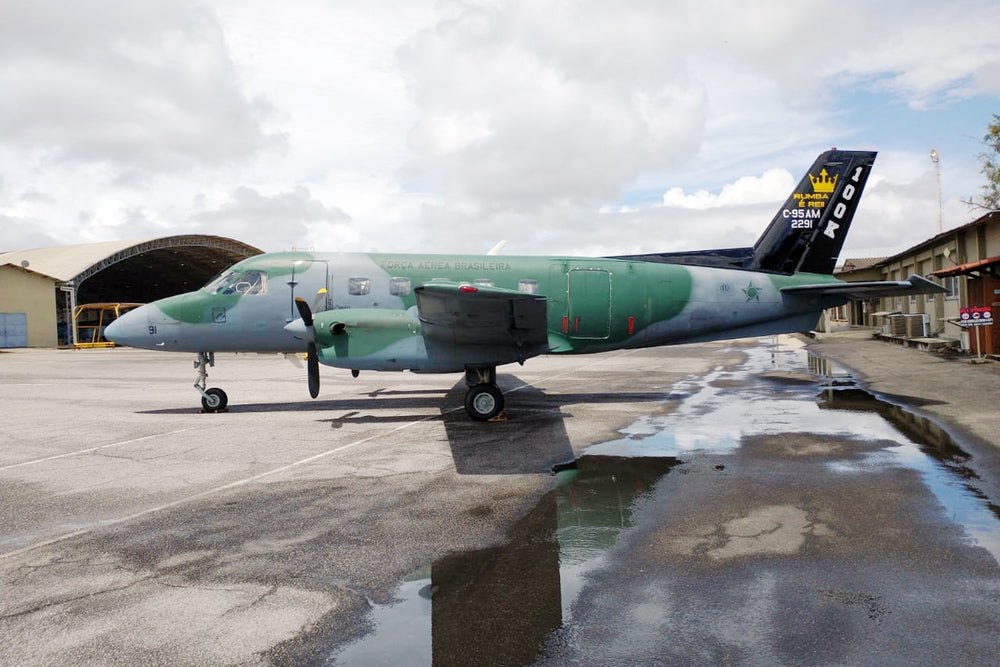 Sova-M SVM-72065 1:72 Embraer C-95AM light military transporter