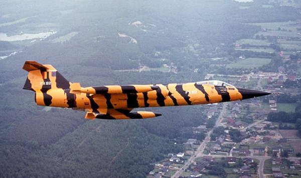 Syhart Decal SY48067 1:48 Lockheed F-104G Starfighter FX-52 Tigermeet 1978 31Sqn