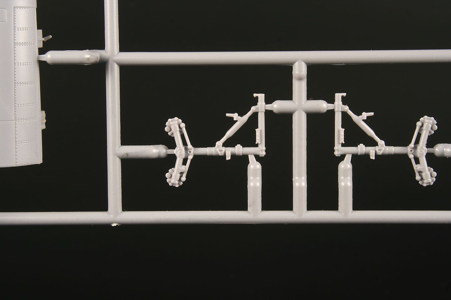 Tarangus TAR72003 Saab JA-37 Viggen Swedish Air Force 1:72