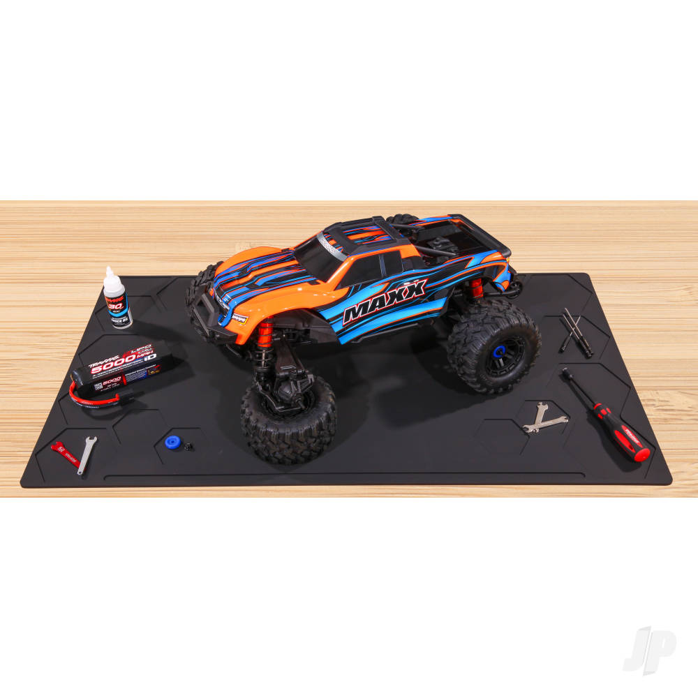 Traxxas 36x20in Rubber Pit Mat 3426