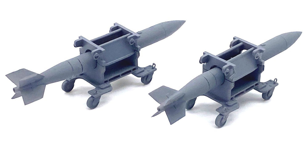 AIM - Transport Wings TWC48061L 1:48 USAF/USN B61-12 nuclear weapon twin pack