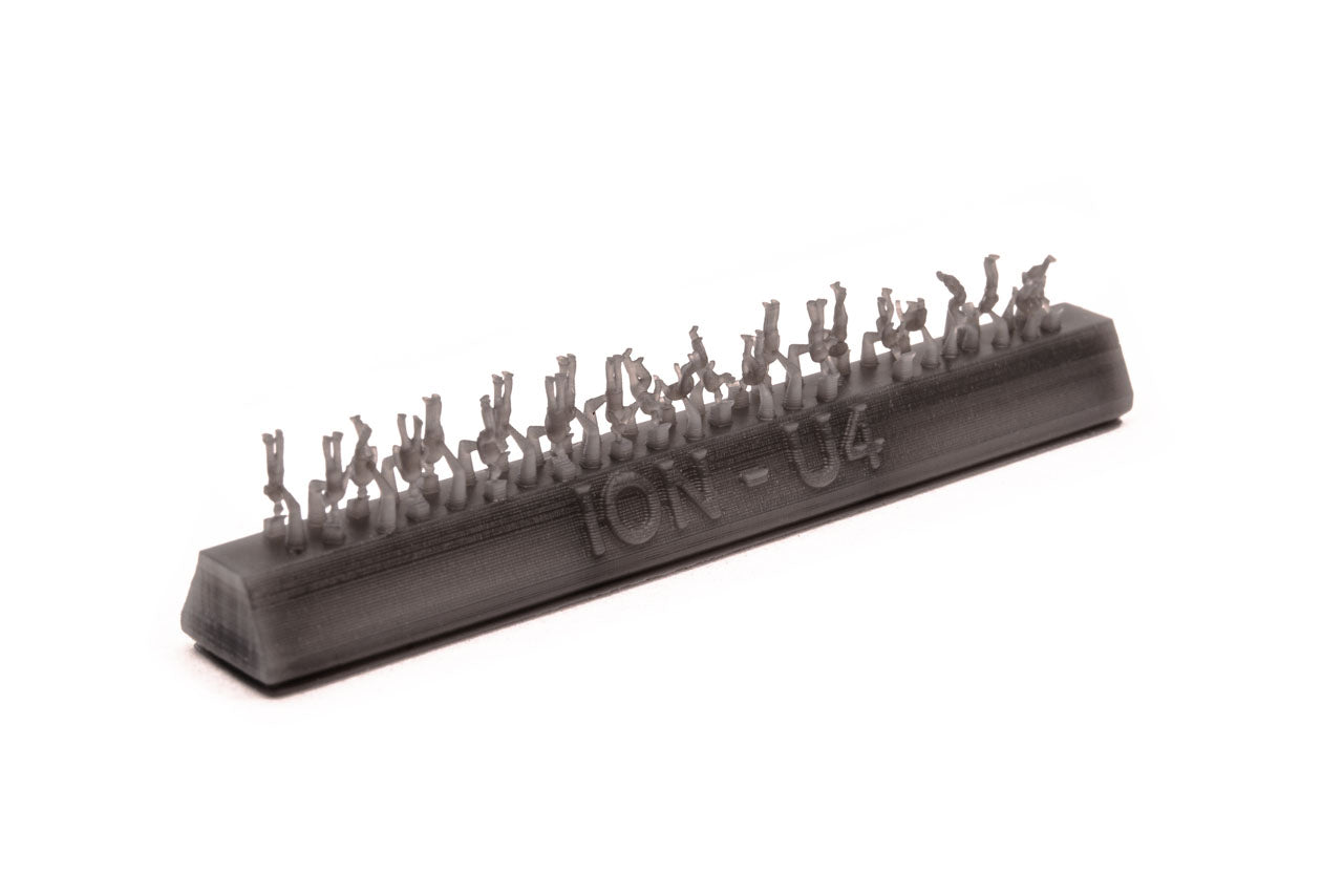 ION Model U700-001 1:700 US NAVY CHILLING ON DECK