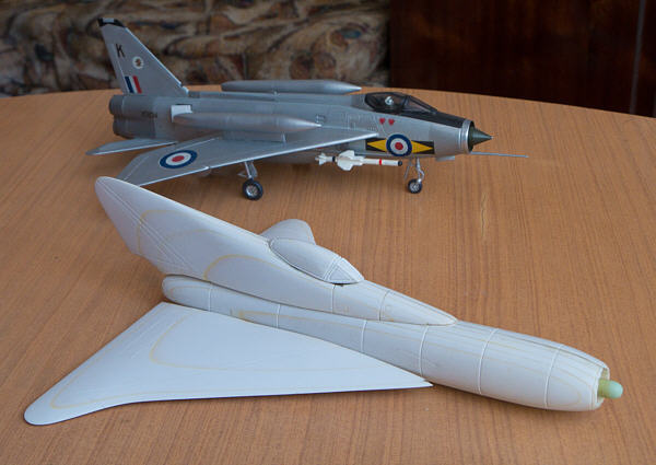Unicraft UNI72122 1:72 Gloster F.3/48 British post war jet fighter