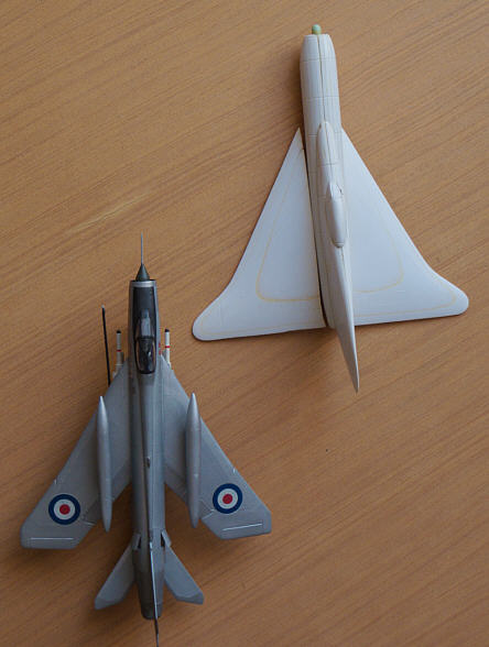 Unicraft UNI72122 1:72 Gloster F.3/48 British post war jet fighter