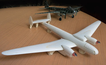 Unicraft UNI72125 1:72 Focke-Wulf FW P.12222-04 German WWII bomber project