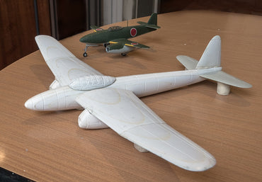Unicraft UNI72131 1:72 Kugisho TENGA Japanese WWII jet bomber.