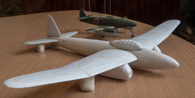 Unicraft UNI72131 1:72 Kugisho TENGA Japanese WWII jet bomber.