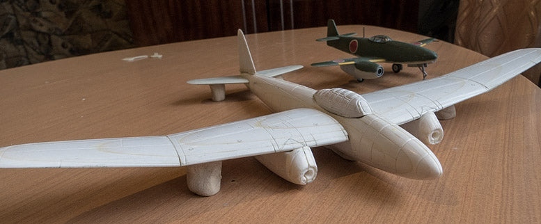 Unicraft UNI72131 1:72 Kugisho TENGA Japanese WWII jet bomber.