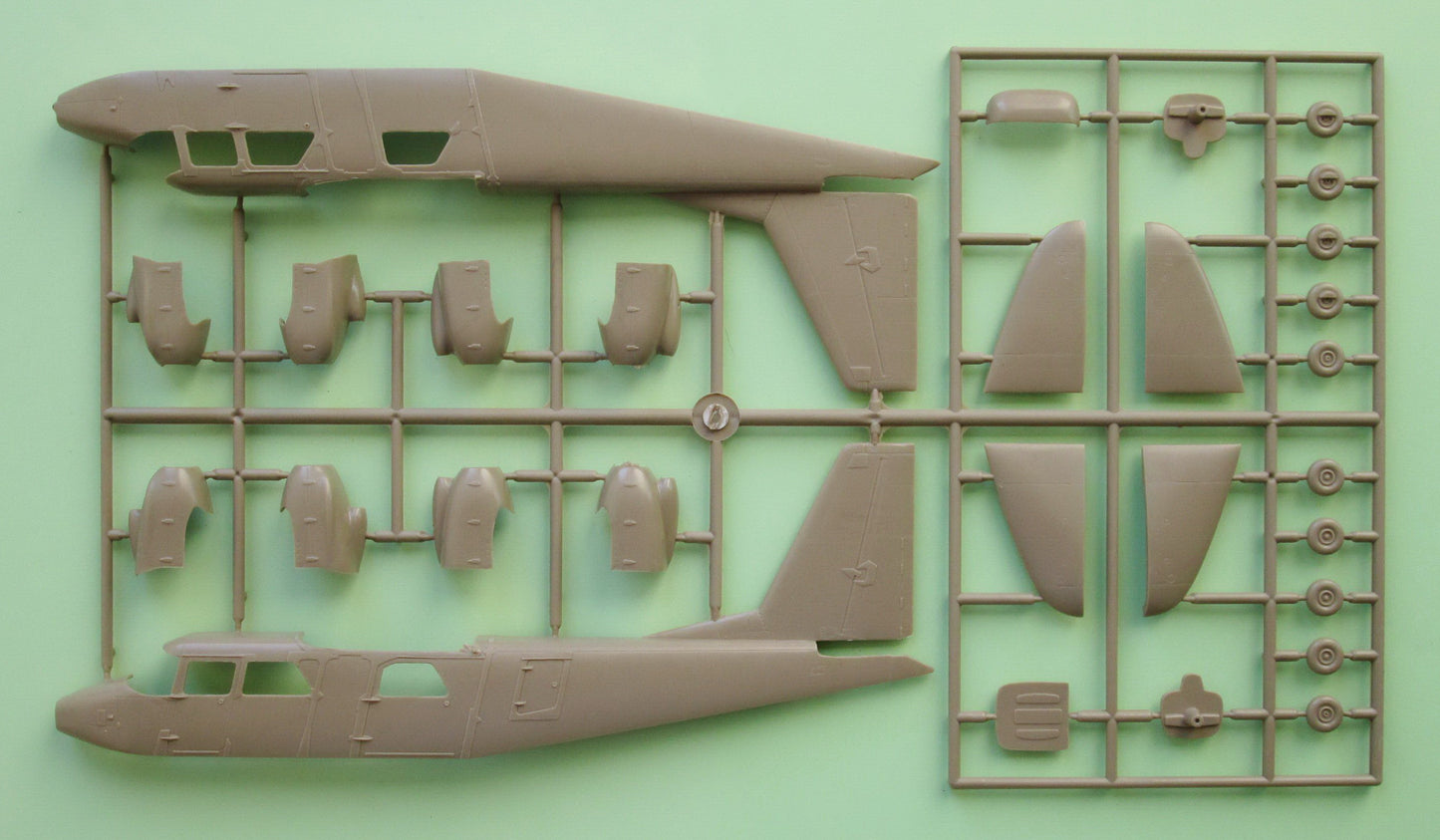 Valom VAL48016 1:48 Britten-Norman BN-2T/2B Islander