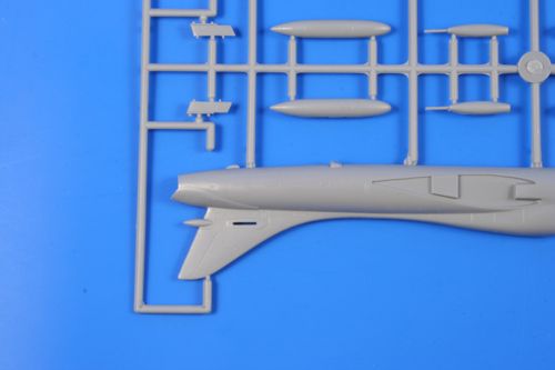 Xtrakit (SH) XK72013 1:72 Hawker Hunter T.7
