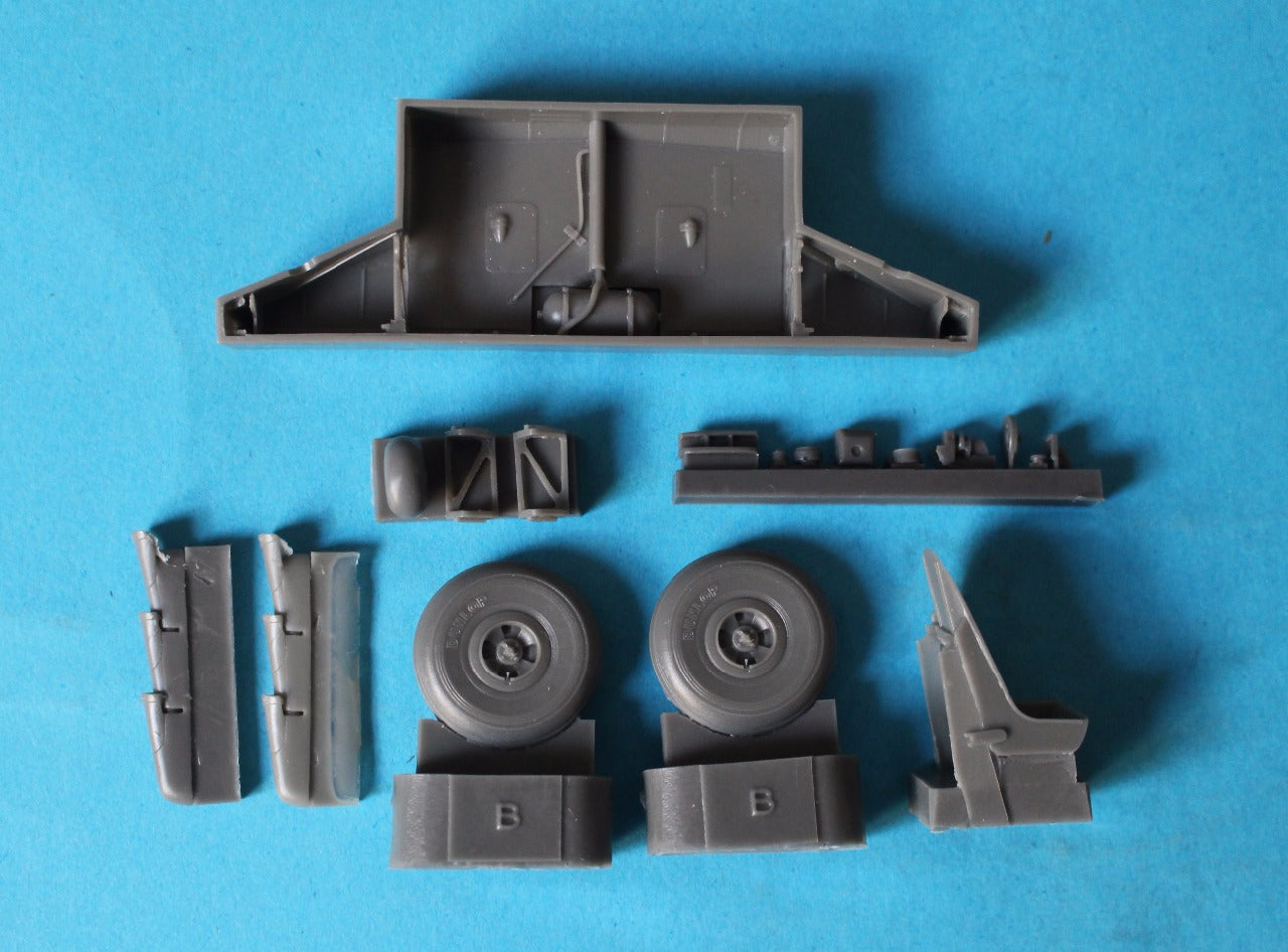 FLY YLF32015 1:32 Hawker Hurricane Mk.IID Colour schemes H