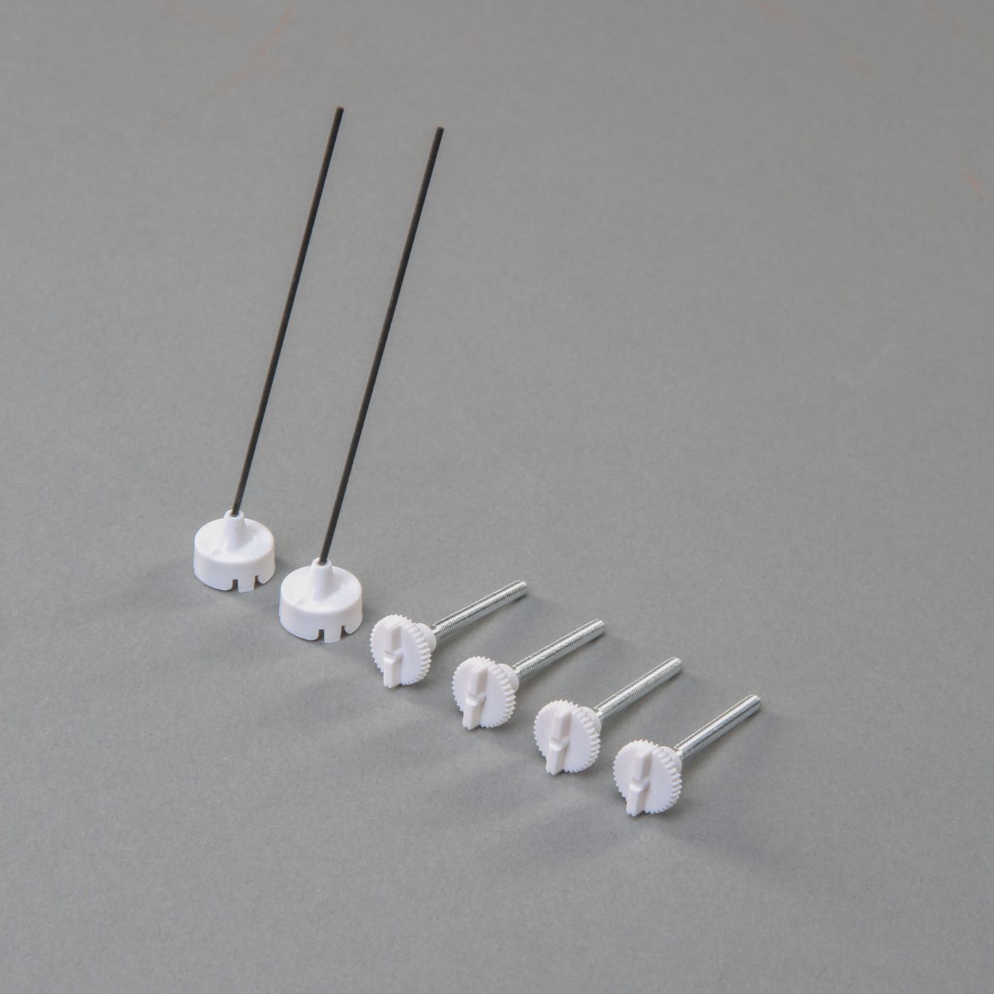 E-flite Wing Thumb Screws w/Antennas: Carbon-Z Cub SS 2m EFL12422
