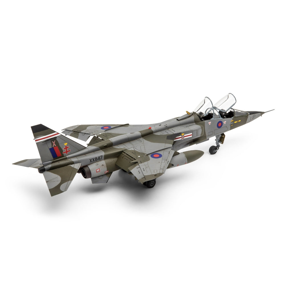 Airfix A11011 SEPECAT Jaguar T.2 & T.4 1:48 Model Kit