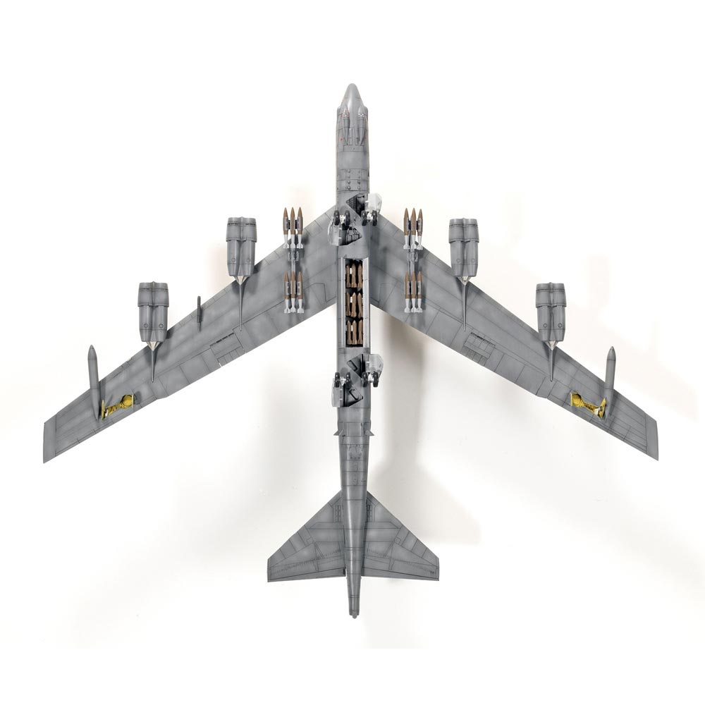 Academy Models USAF B-52H Stratofortress 20th Buccaneers 1:144 Model Plane Kit