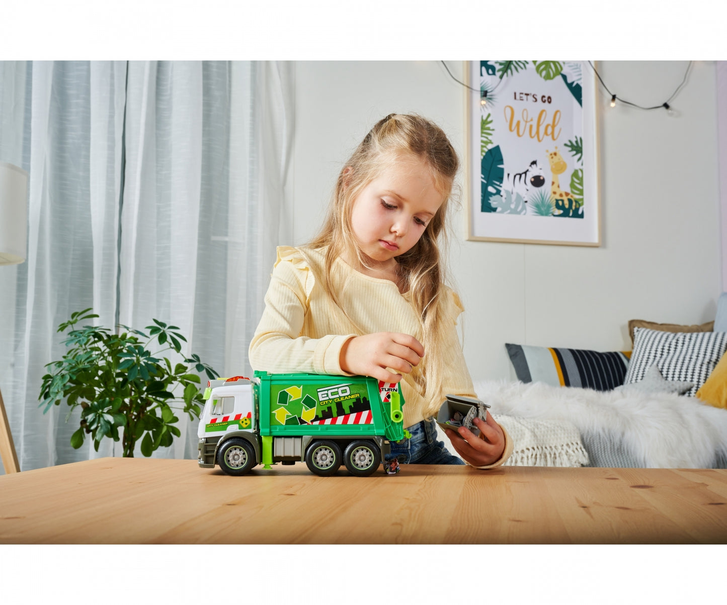Dickie Action Truck Recycling Garbage w/Light & Sound 203745014