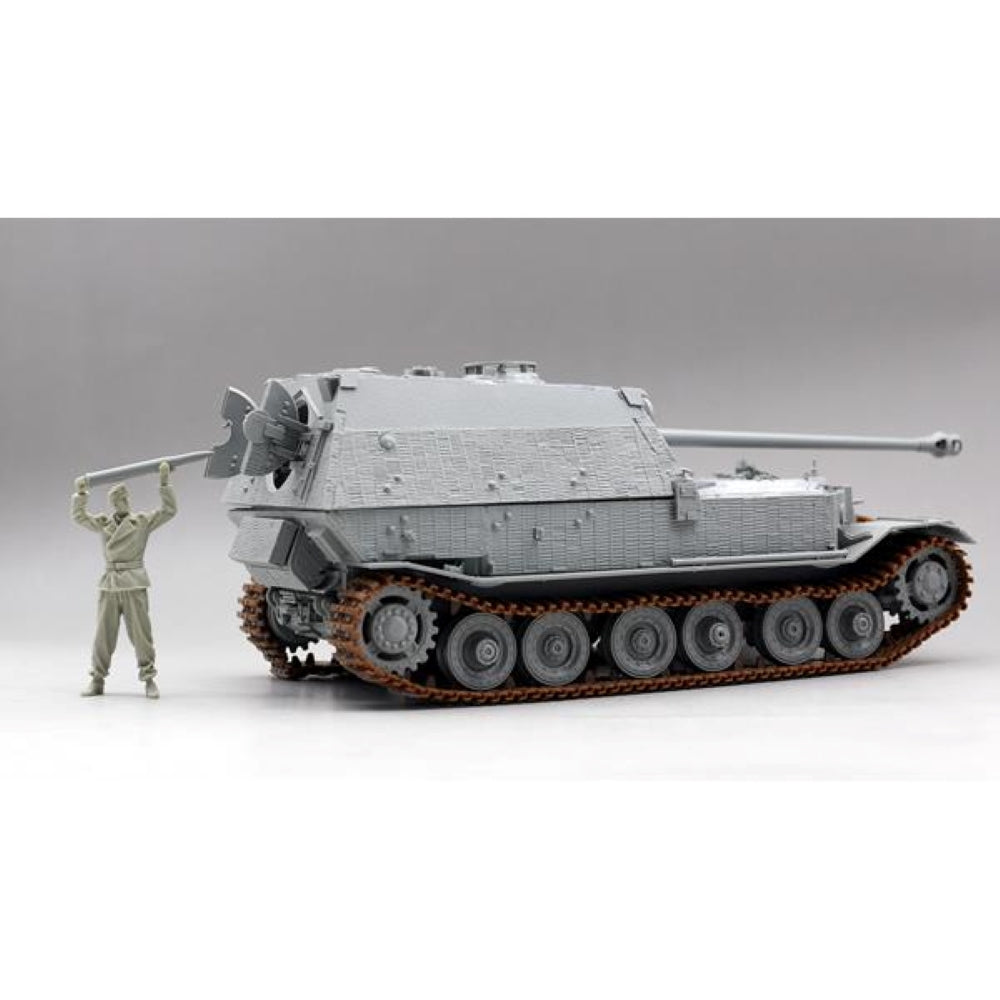 Amusing Hobby 35A057 Schw. Jagdpanzer Elefant w/Zimmerit 1:35 Model Kit