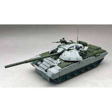 Amusing Hobby 35A067 T-72AMT Ukraine Main Battle Tank 1:35 Model Kit