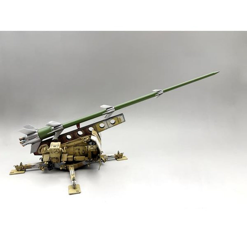 Amusing Hobby 35A074 Rheinbote RH.Z.61/9 Long-Range Rocket 1:35 Model Kit