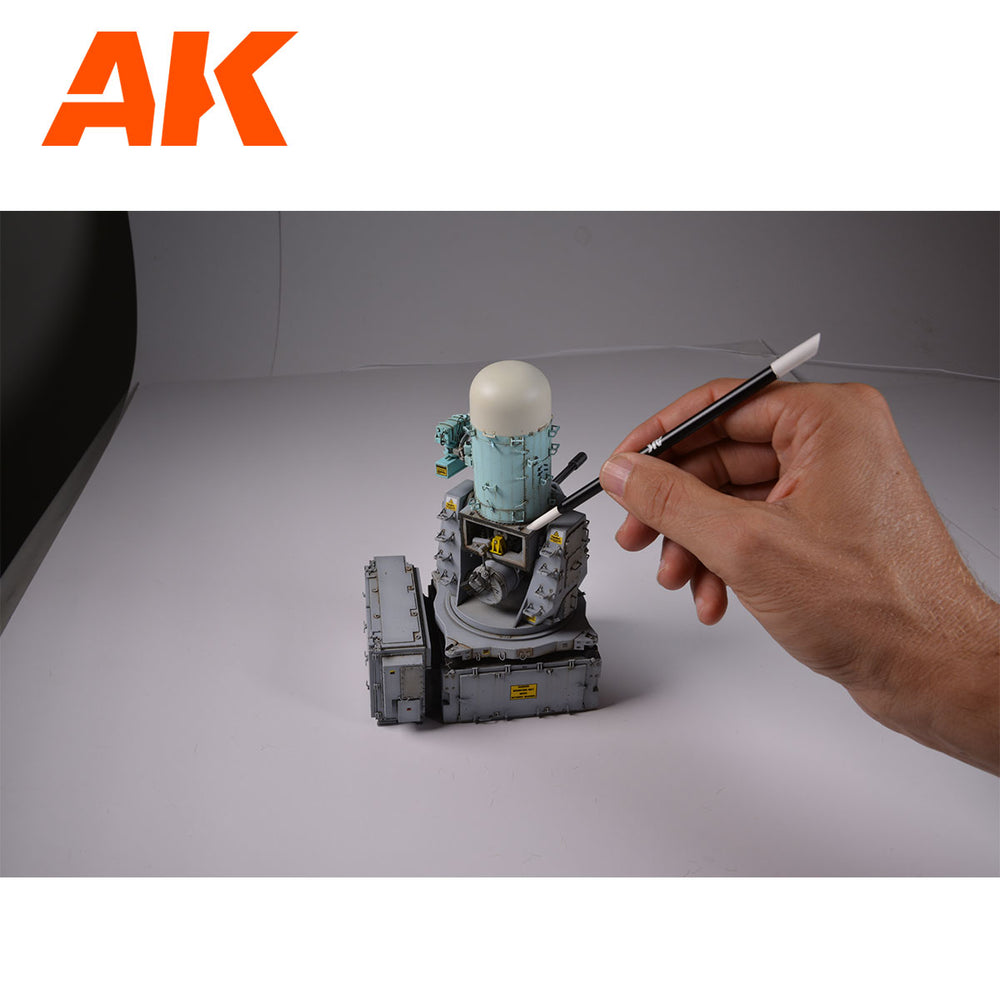 AK Interactive 9317 Rubbing Stick Tool (3mm & 5mm)
