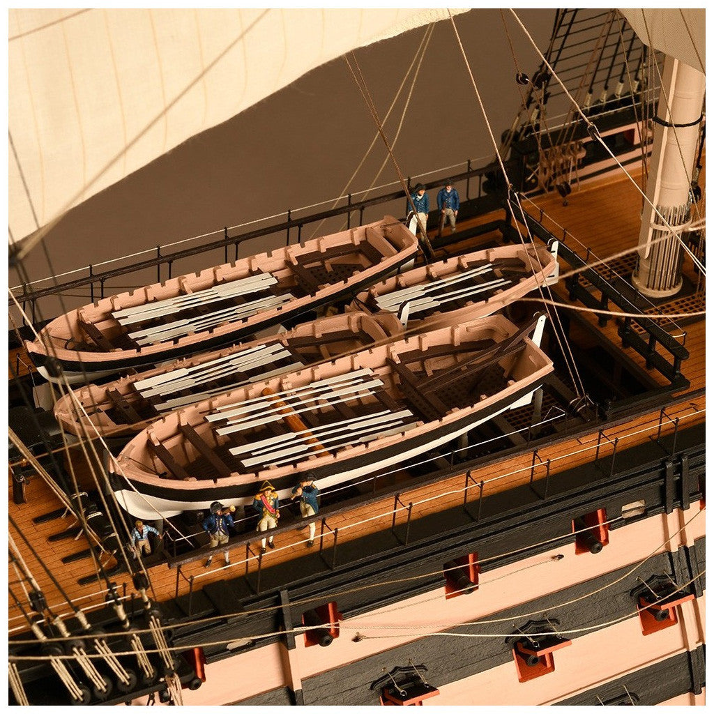 AL22900N HMS Victory 1:84 Ship of the Line Trafalgar (Closed Hull Version)