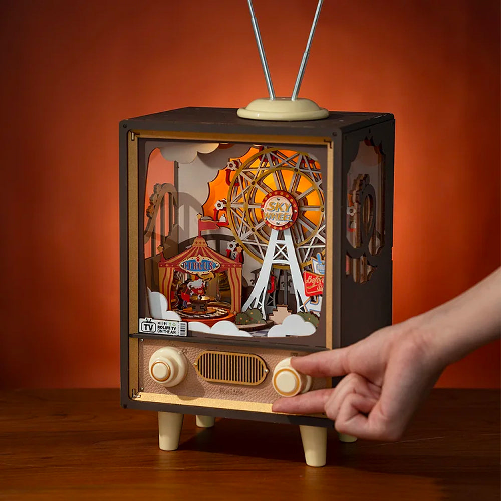 ROBOTIME Rolife Sunset Carnival Fairground TV DIY 3D Wooden Model Kit
