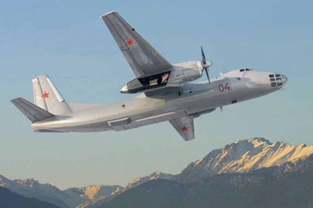 A-Model 72220 Antonov An-30 1:72 Aircraft Model Kit