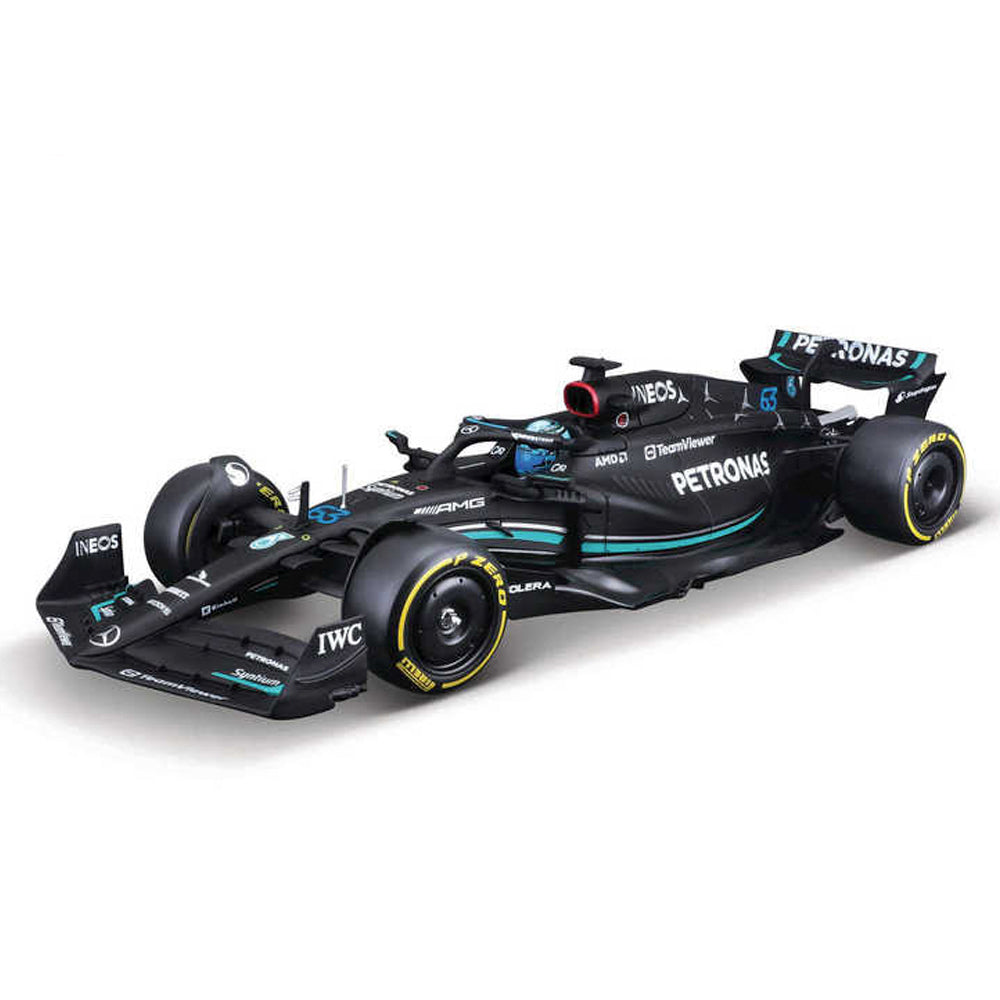 Bburago F1 Mercedes-AMG PETRONAS W14 #63 George Russell w/Helmet 2023 1:24 Model