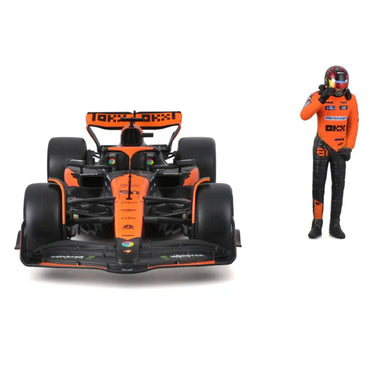 Bburago F1 McLaren MCL38 2024 With Driver Figure Piastri 1:24 Diecast Car 28040P