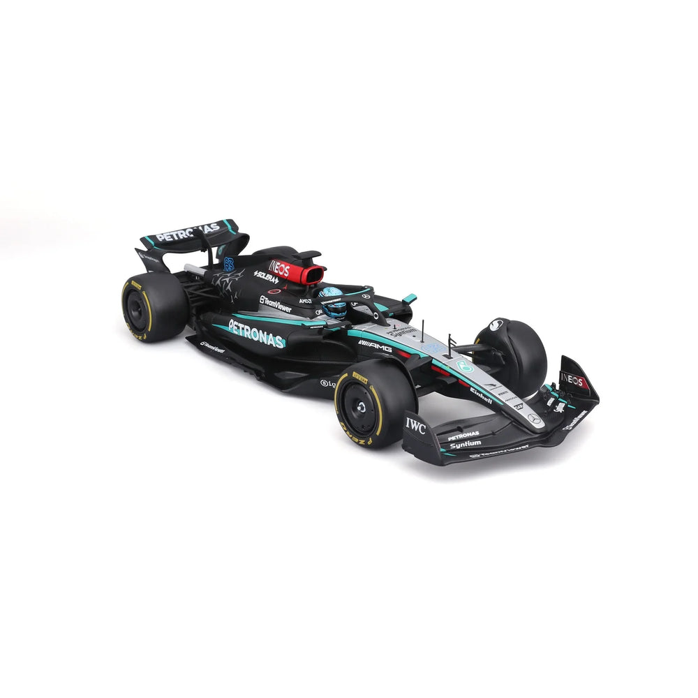Bburago F1 Mercedes AMG W15 2024 with Helmet Russell 1:24 Diecast