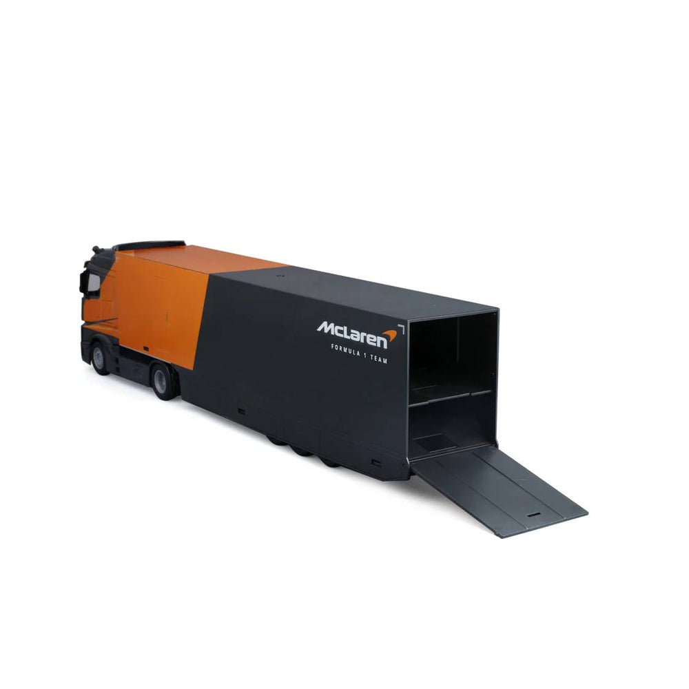 Bburago 1:43 F1 Mclaren Racing Transporter Mcl38 2024 Norris